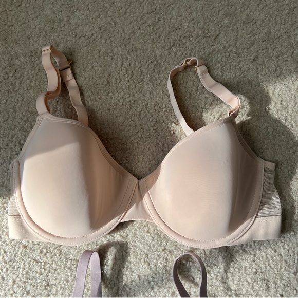 Nude Bra Set - Picture 6 of 8